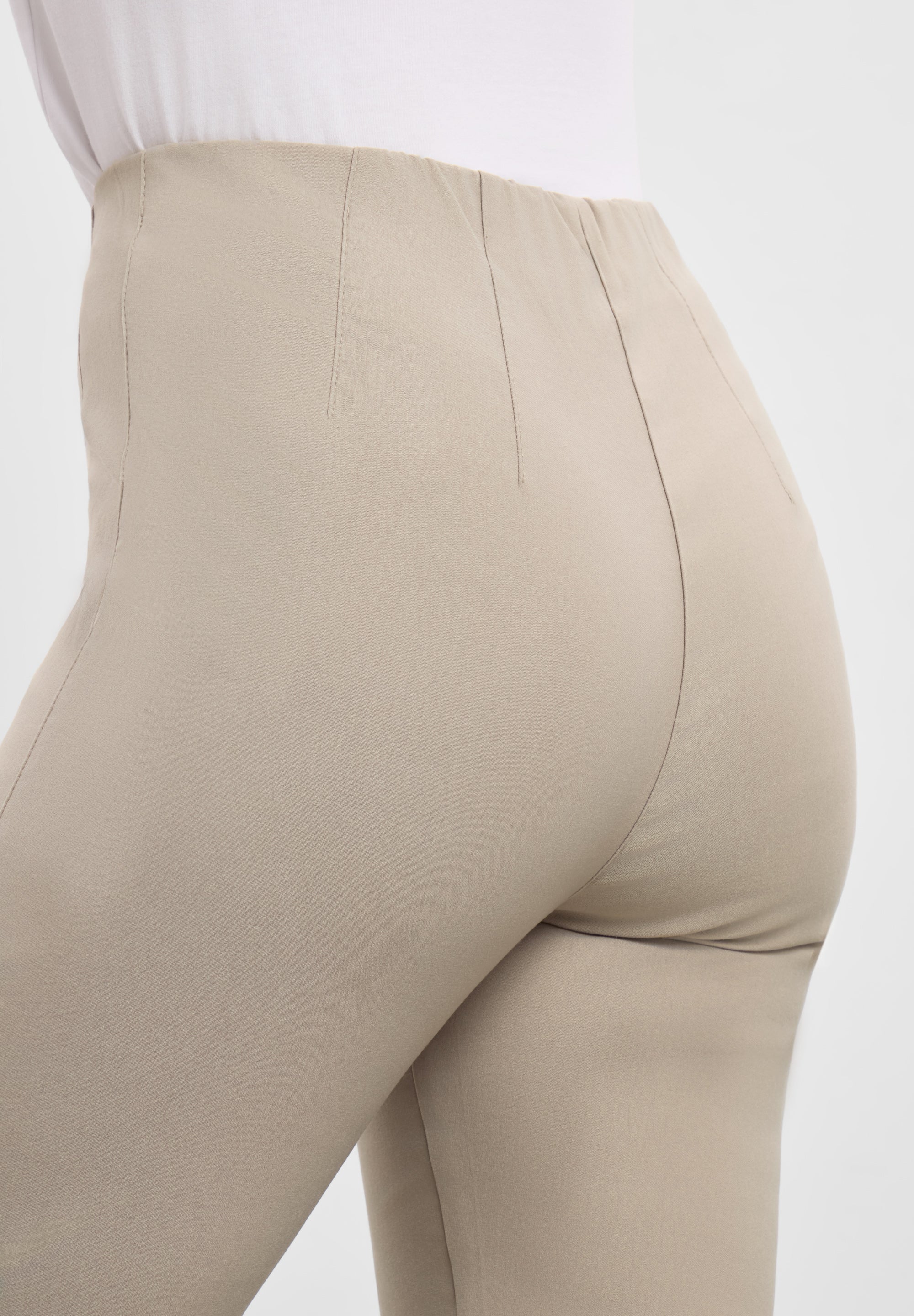 LAURIE Betty Regular - Medium Length Regular 29970 Clay