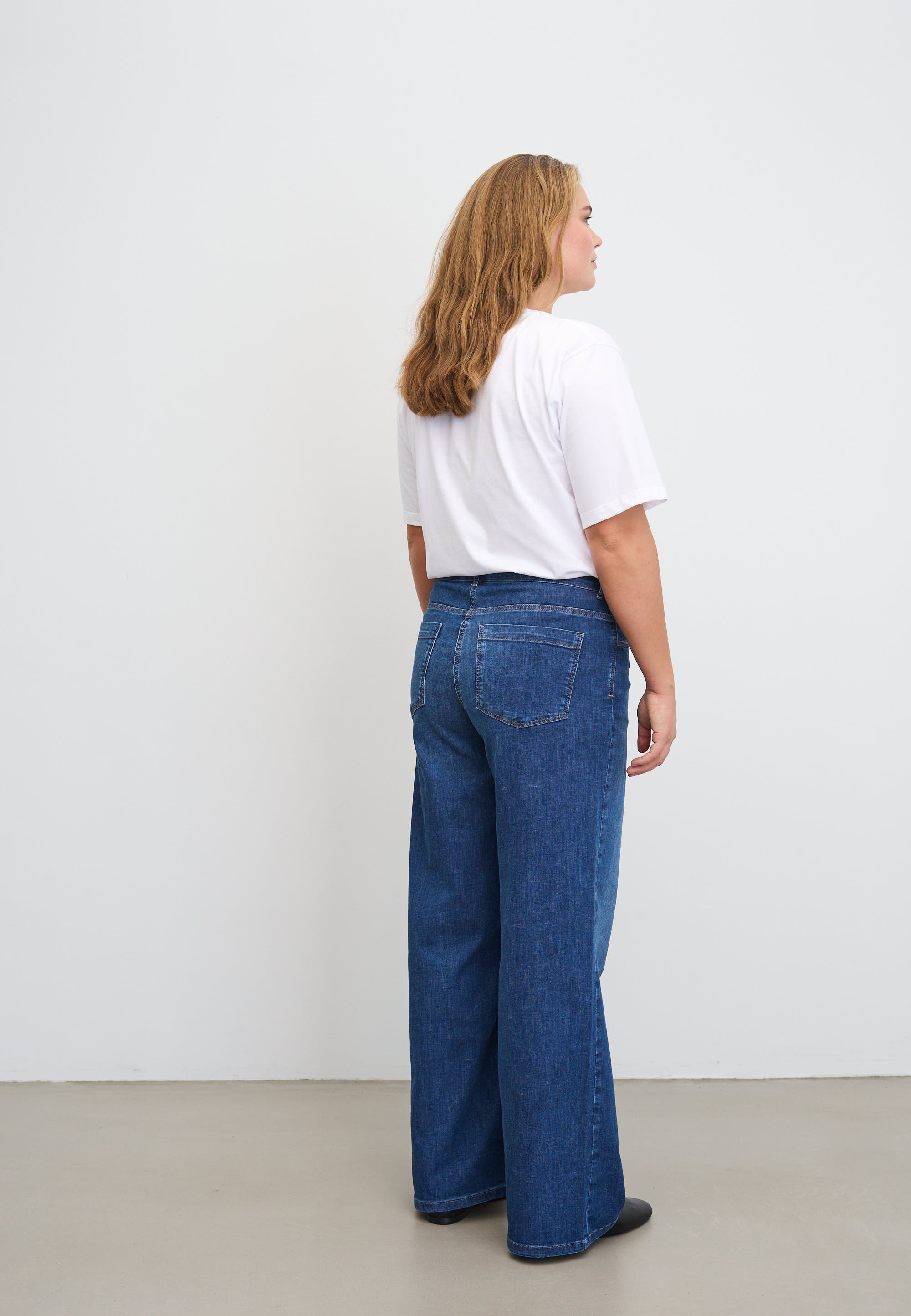 LAURIE Carol Loose - Medium Length Loose 49399 Washed Blue Denim