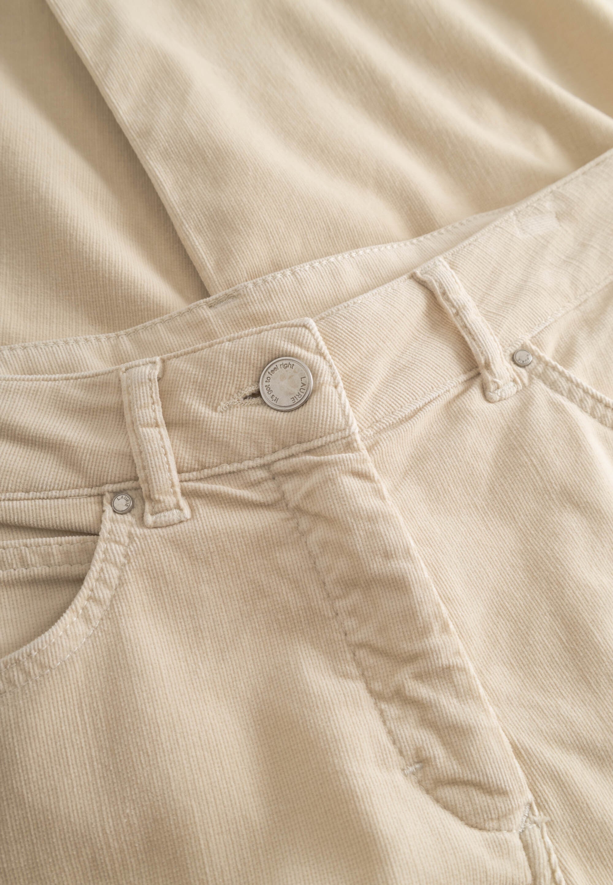LAURIE Carol Loosi Sametti - Medium Length Loose 13000 Birch