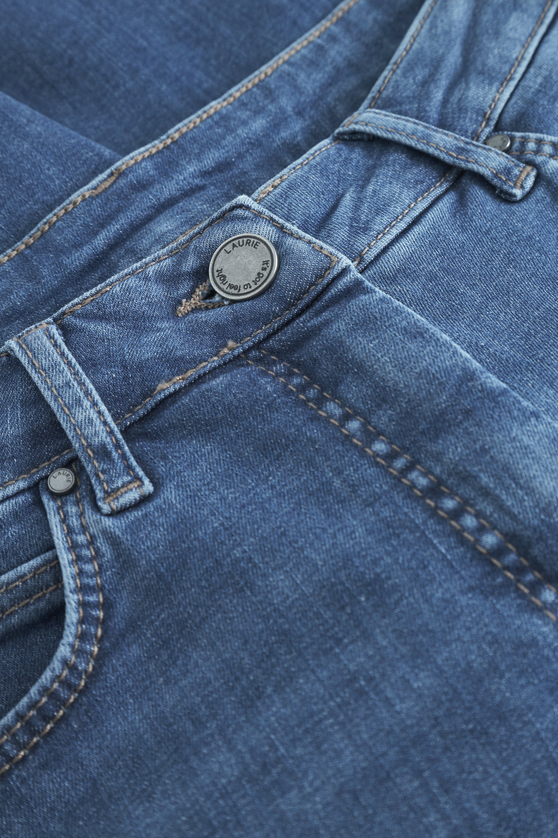 LAURIE Carol Loose Shorts Loose 49399 Washed Blue Denim