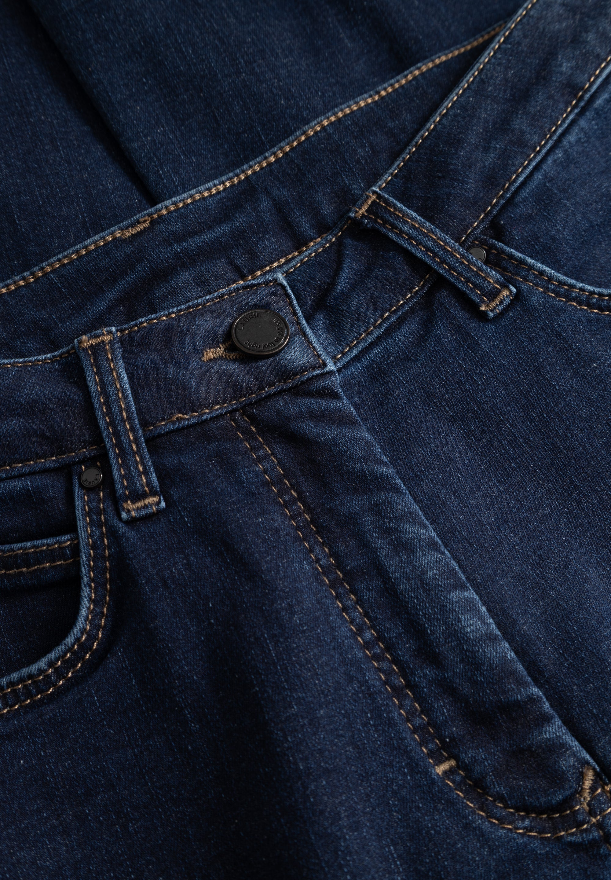 LAURIE Charlotte Flare Regular - Medium Length Regular 40513 Dark Blue Denim