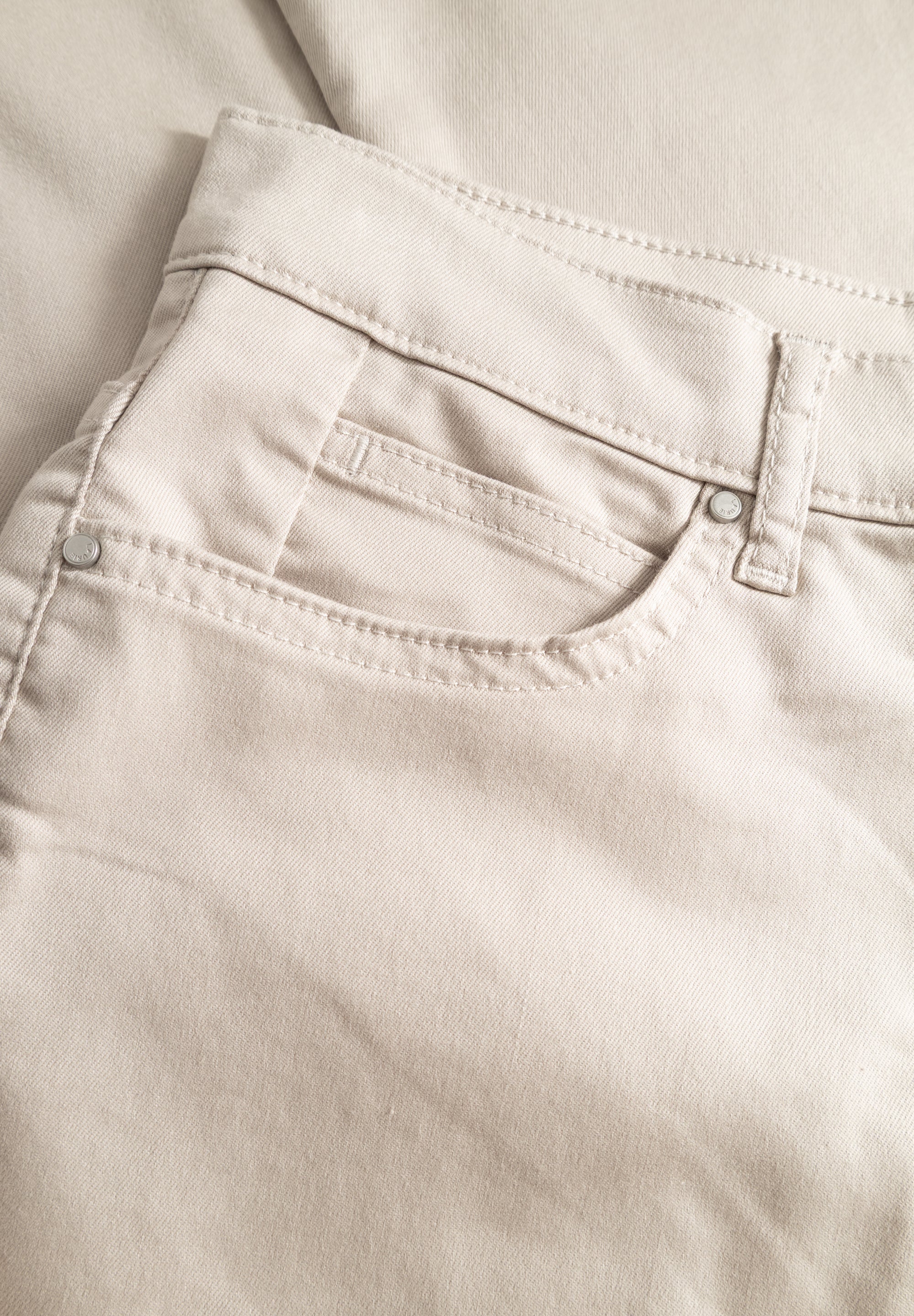 LAURIE Charlotte Regular - Medium Length Regular 25000 Grey Sand