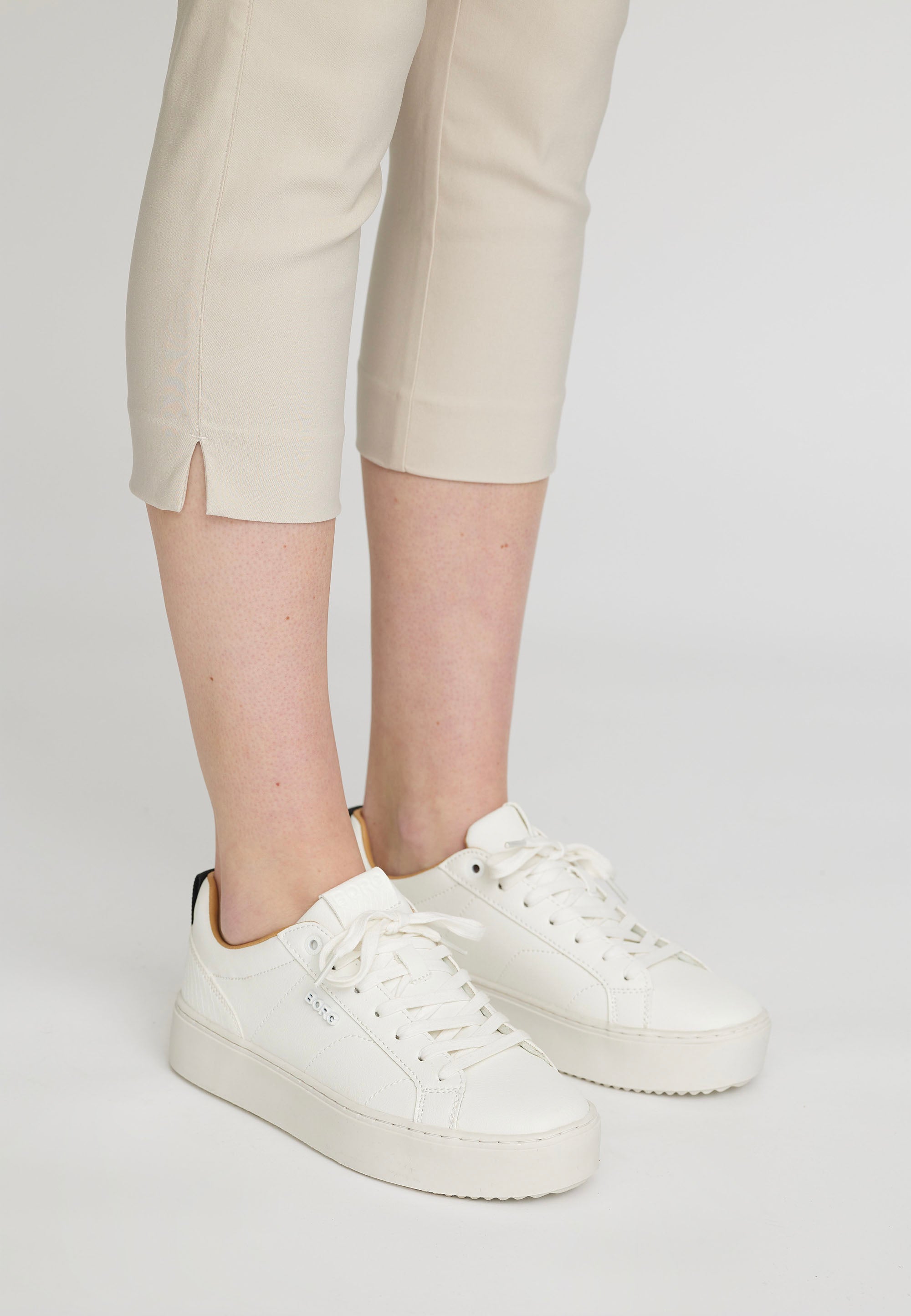 LAURIE Elizabeth Slim Capri Medium Length Slim 25000 Grey Sand