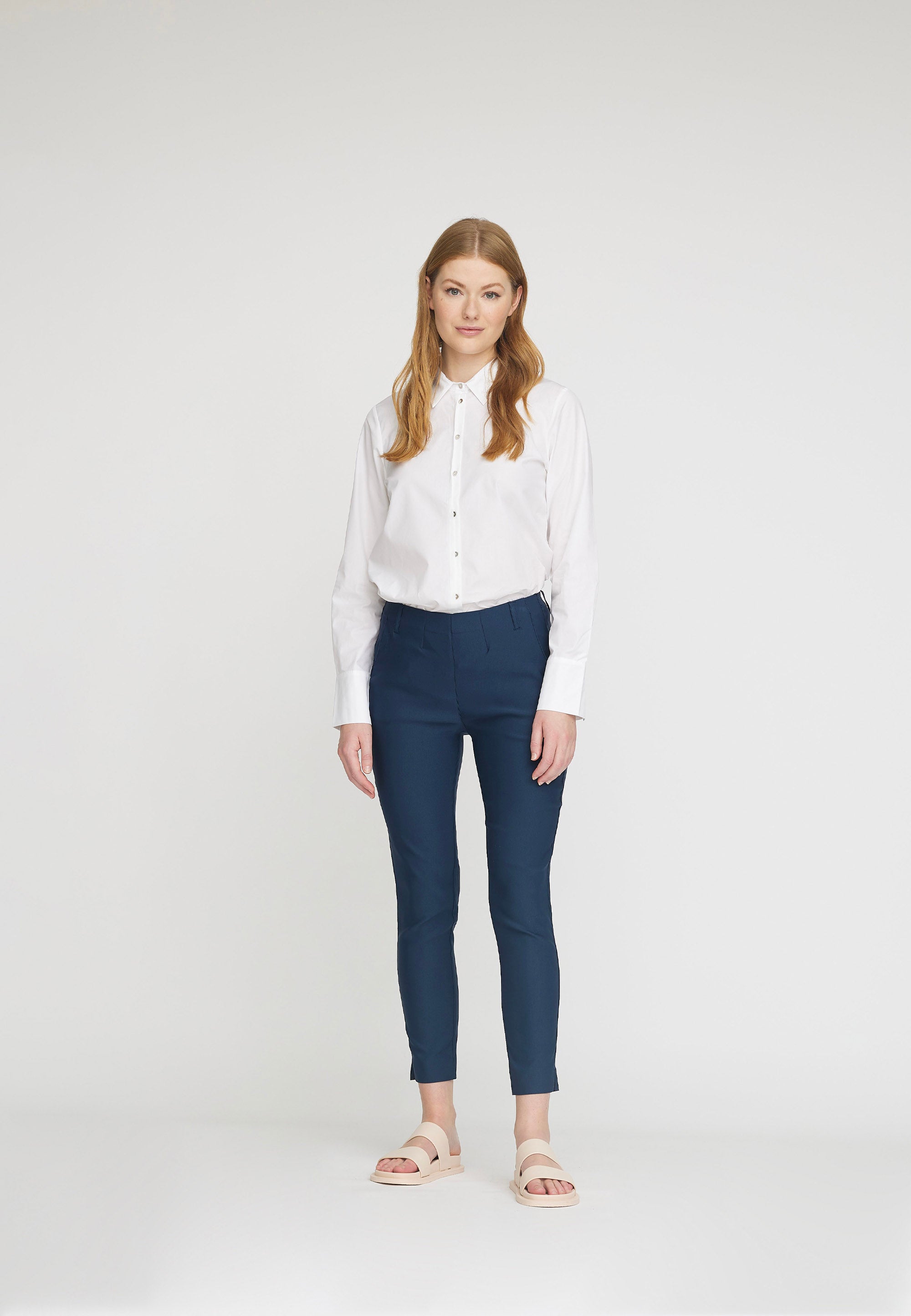 LAURIE Elizabeth Slim Cropped Slim 49000 Navy