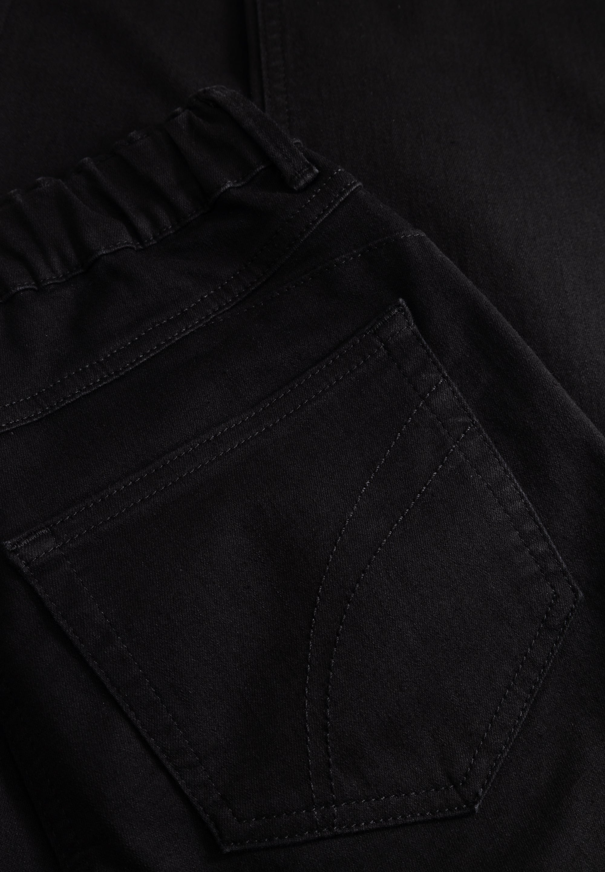 LAURIE Hannah Regular - Ekstra Short Length Regular 99900 Black Denim