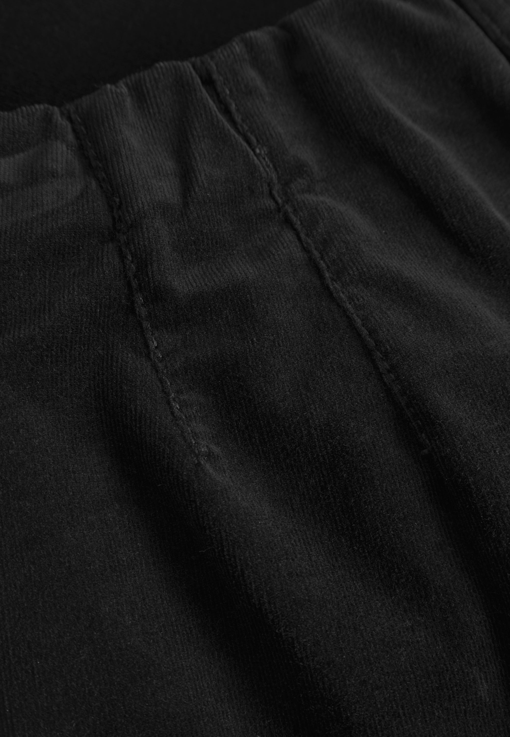 LAURIE Kelly Regular Sametti - Medium Length Regular 99000 Black