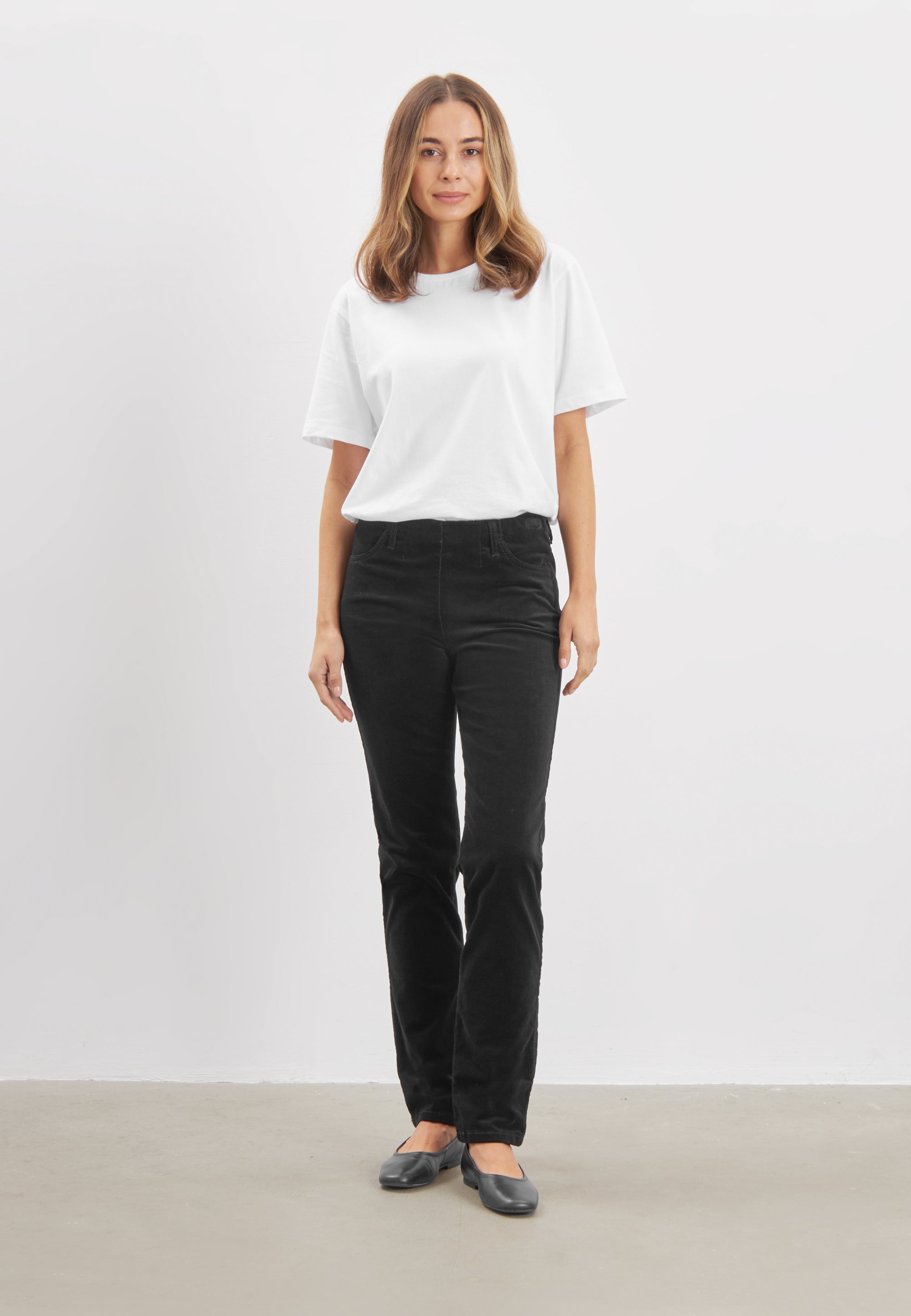 LAURIE Kelly Regular Sametti - Medium Length Regular 99000 Black