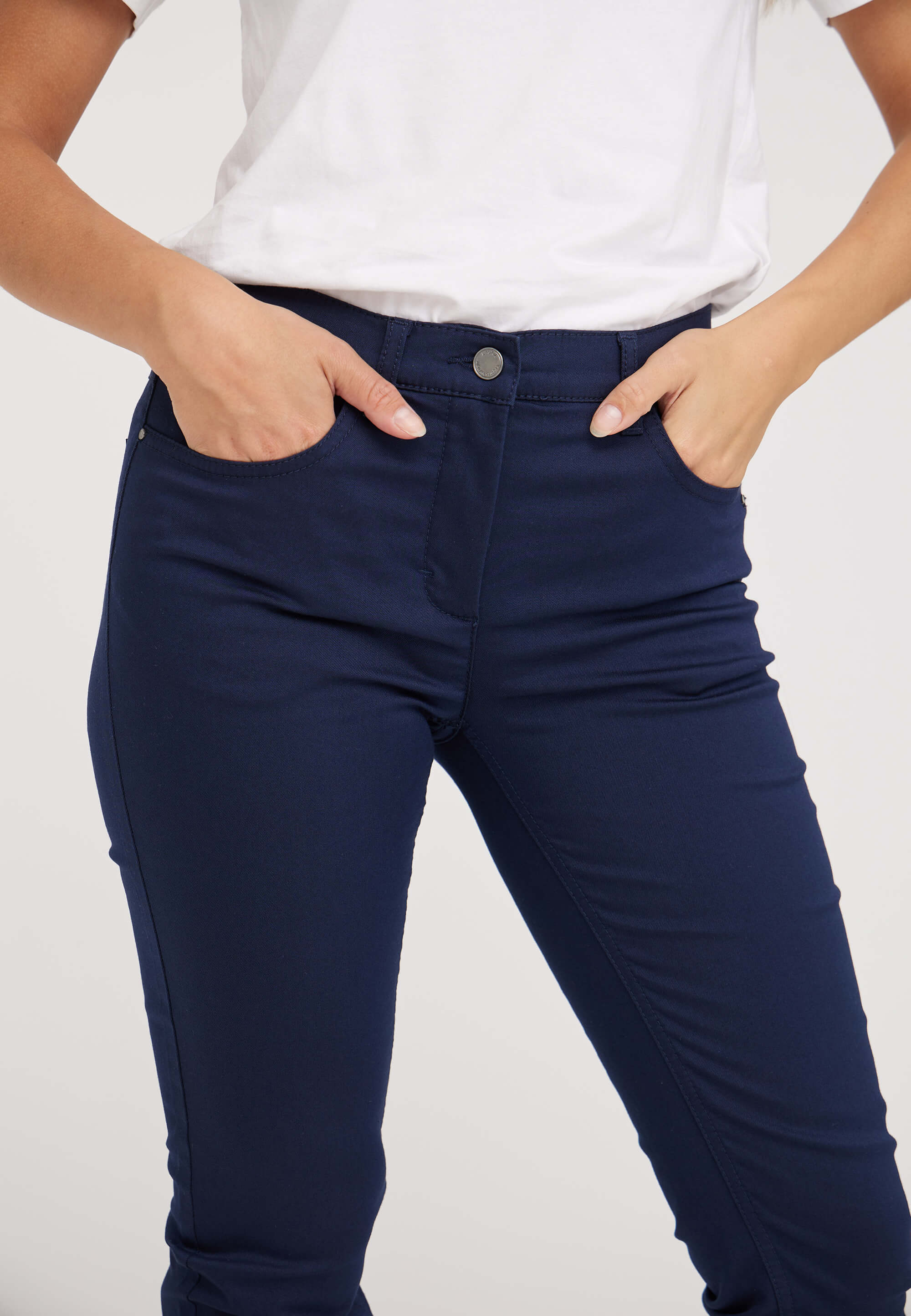 LAURIE Laura Slim - Short Length Trousers SLIM 49000 Navy