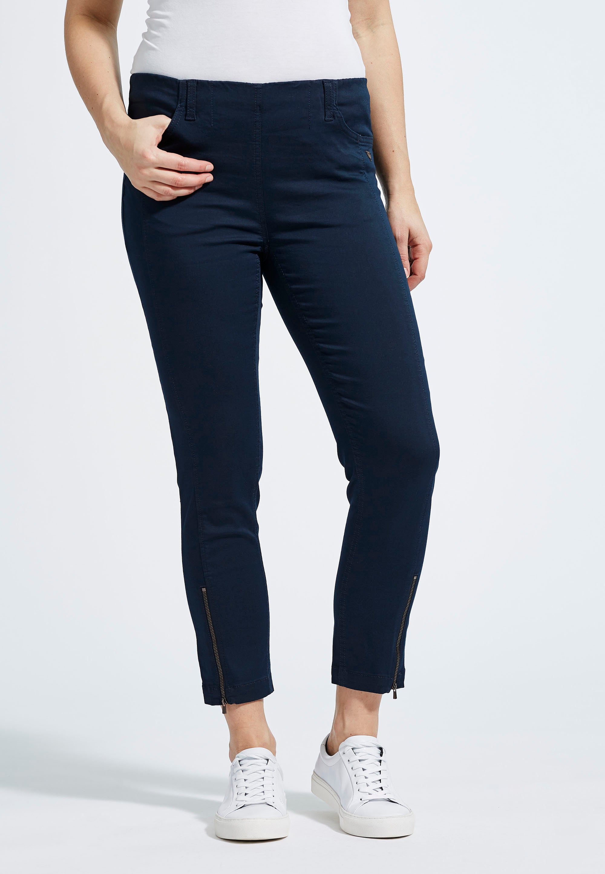 LAURIE Madison Slim Crop Slim 49200 Navy