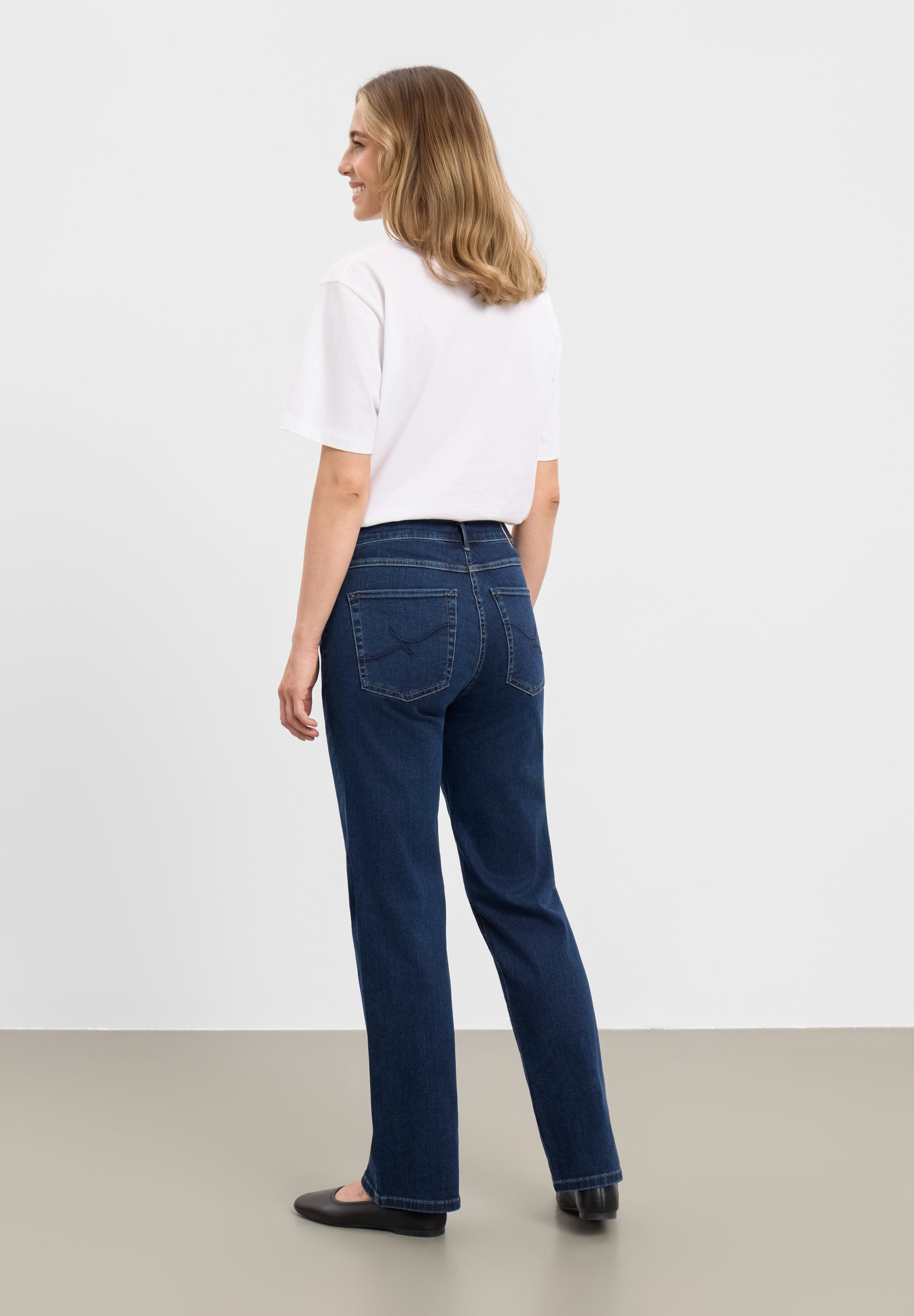 LAURIE Marple Straight - Medium Length Straight 40513 Dark Blue Denim
