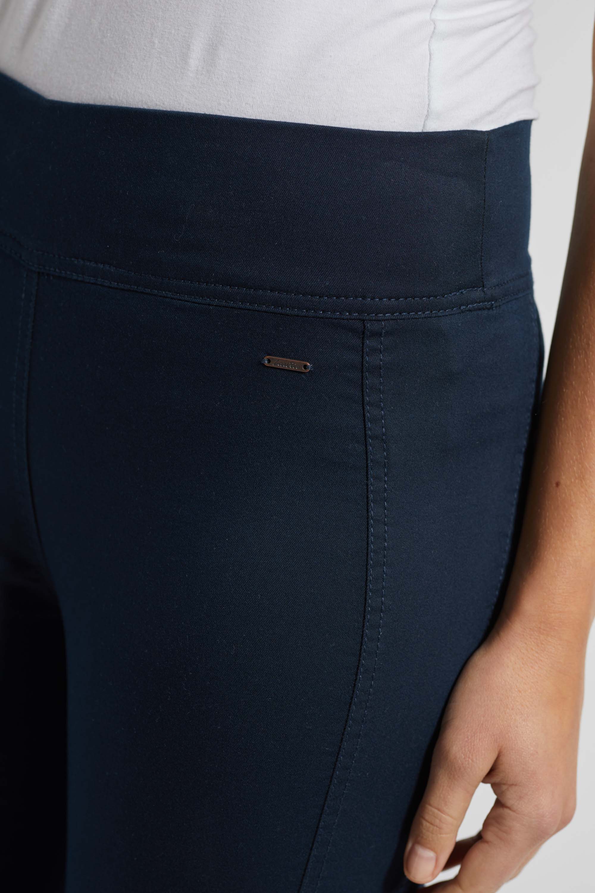 LAURIE Maya Skinny Crop Skinny 49200 Navy