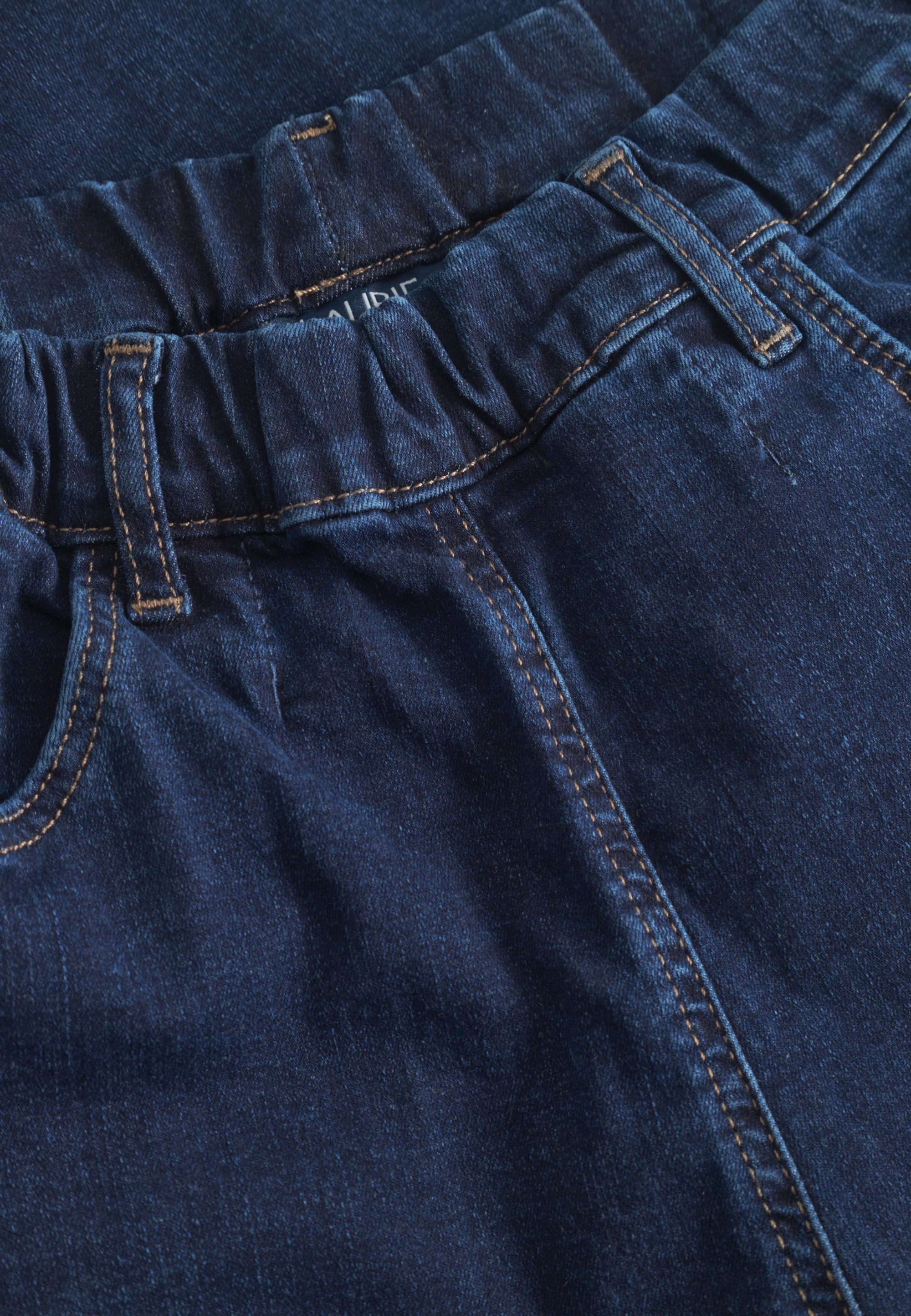 LAURIE Piper Pure Regular - Cropped Regular 40513 Dark Blue Denim