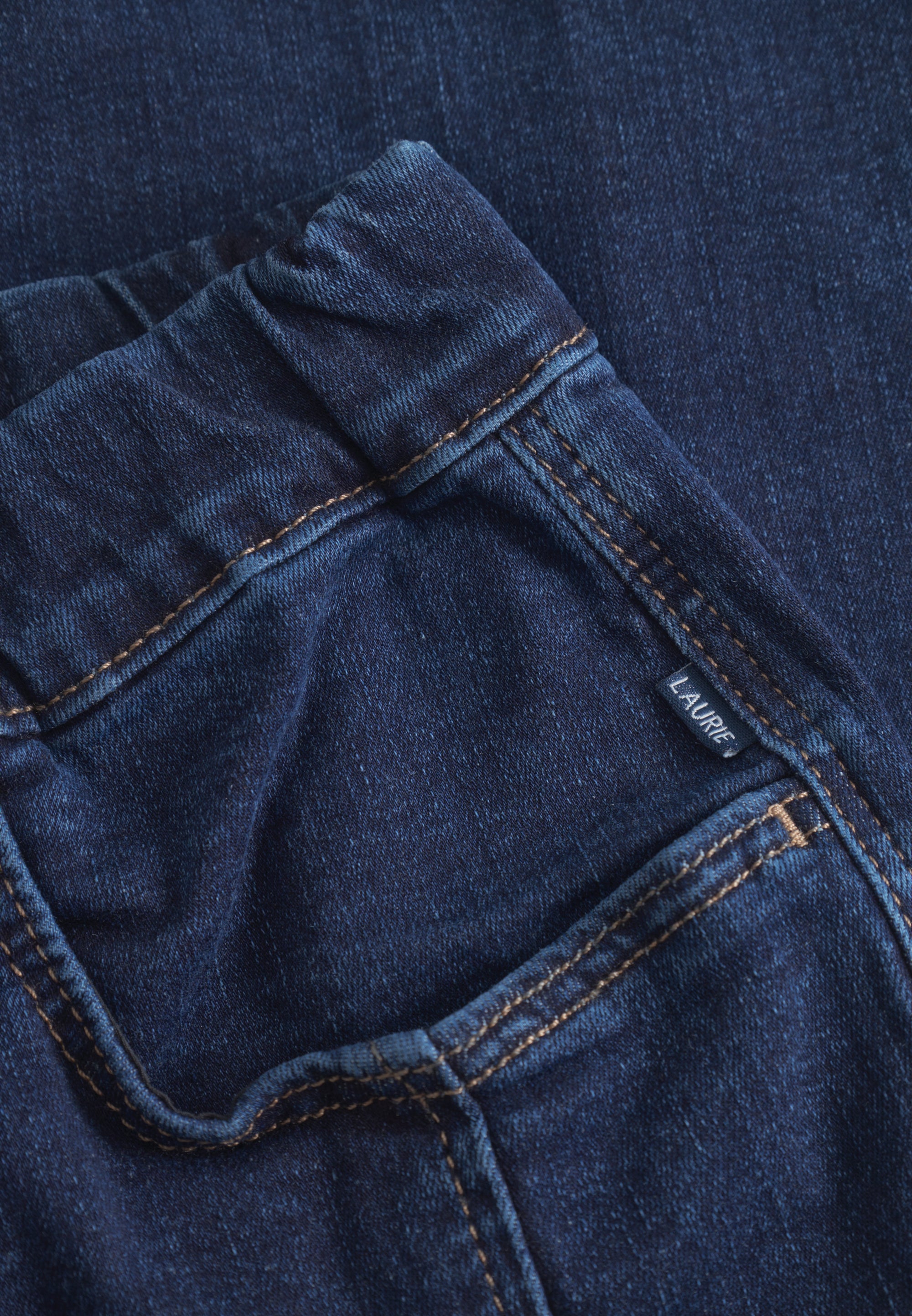 LAURIE Piper Pure Regular - Cropped Regular 40513 Dark Blue Denim