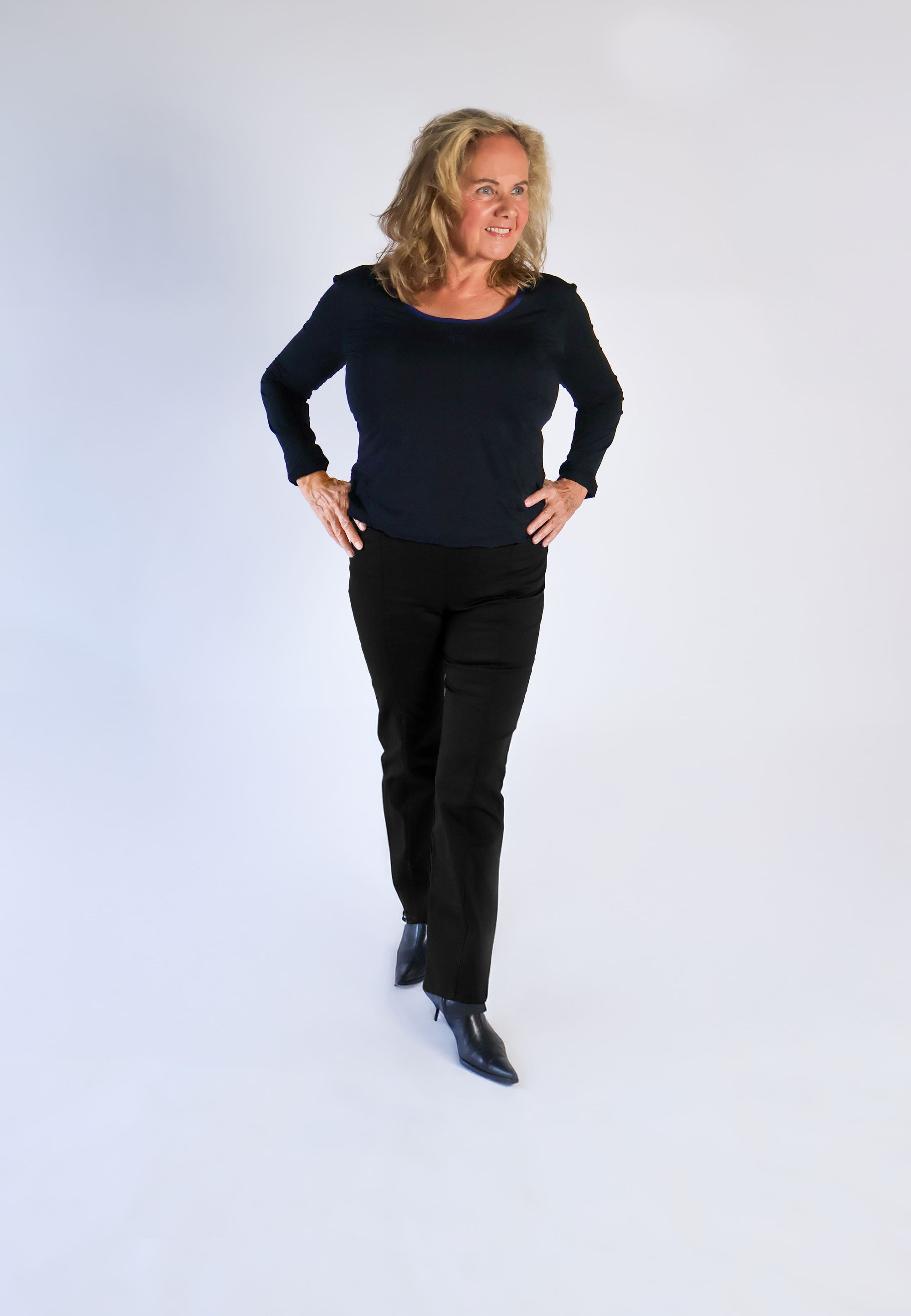 LAURIE Slender Rouge Regular - Medium Length Regular 99000 Black