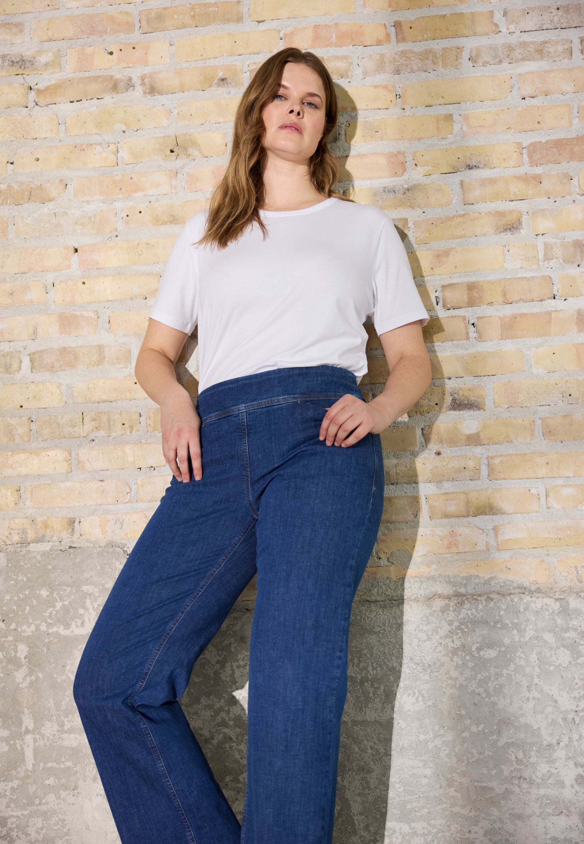 LAURIE Thea Straight - Short Length Straight 49401 Blue Denim