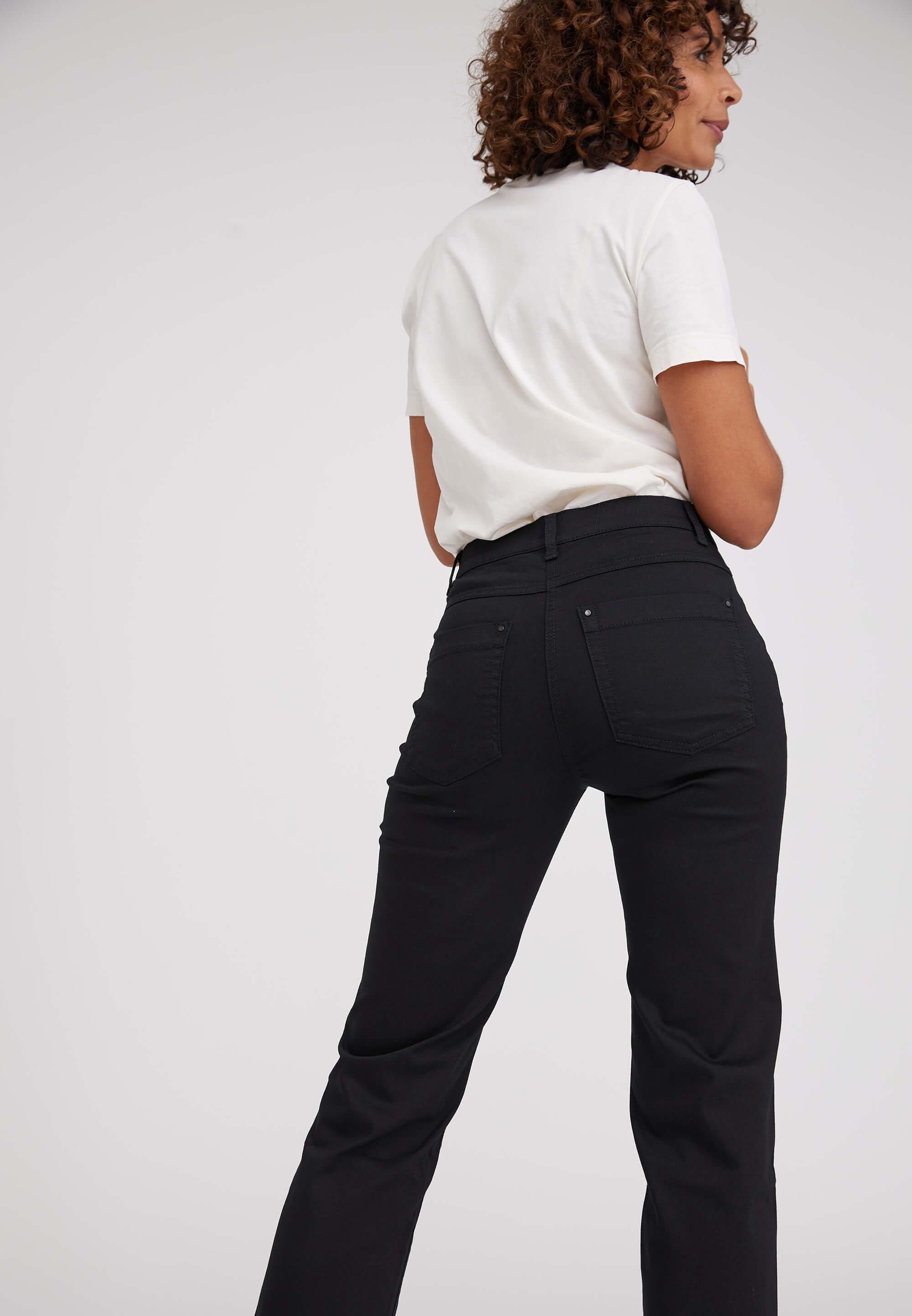 LAURIE  Amelia Straight - Medium Length Straight 99000 Black