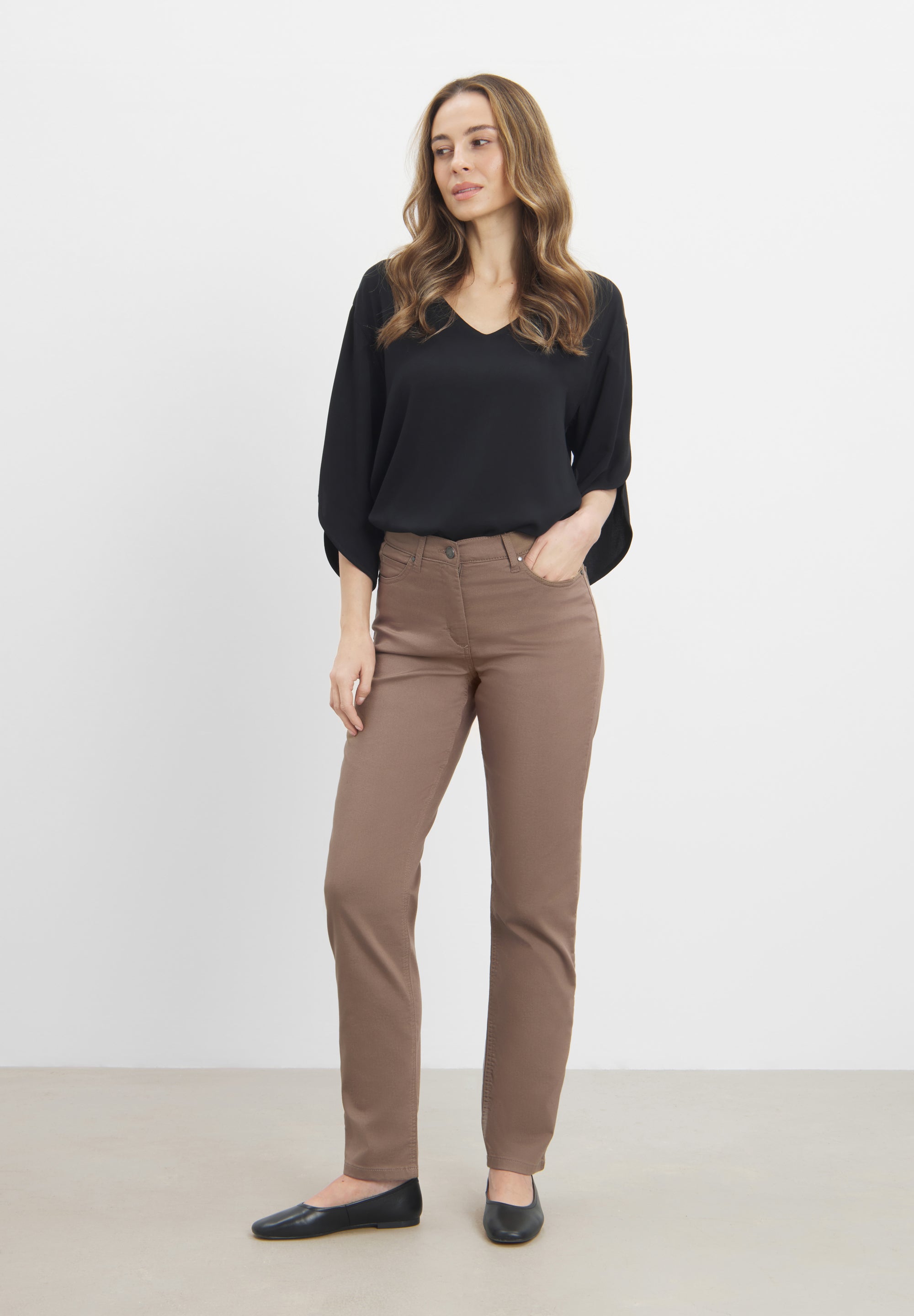 LAURIE Charlotte Regular - Medium Length Regular 86000 Sika