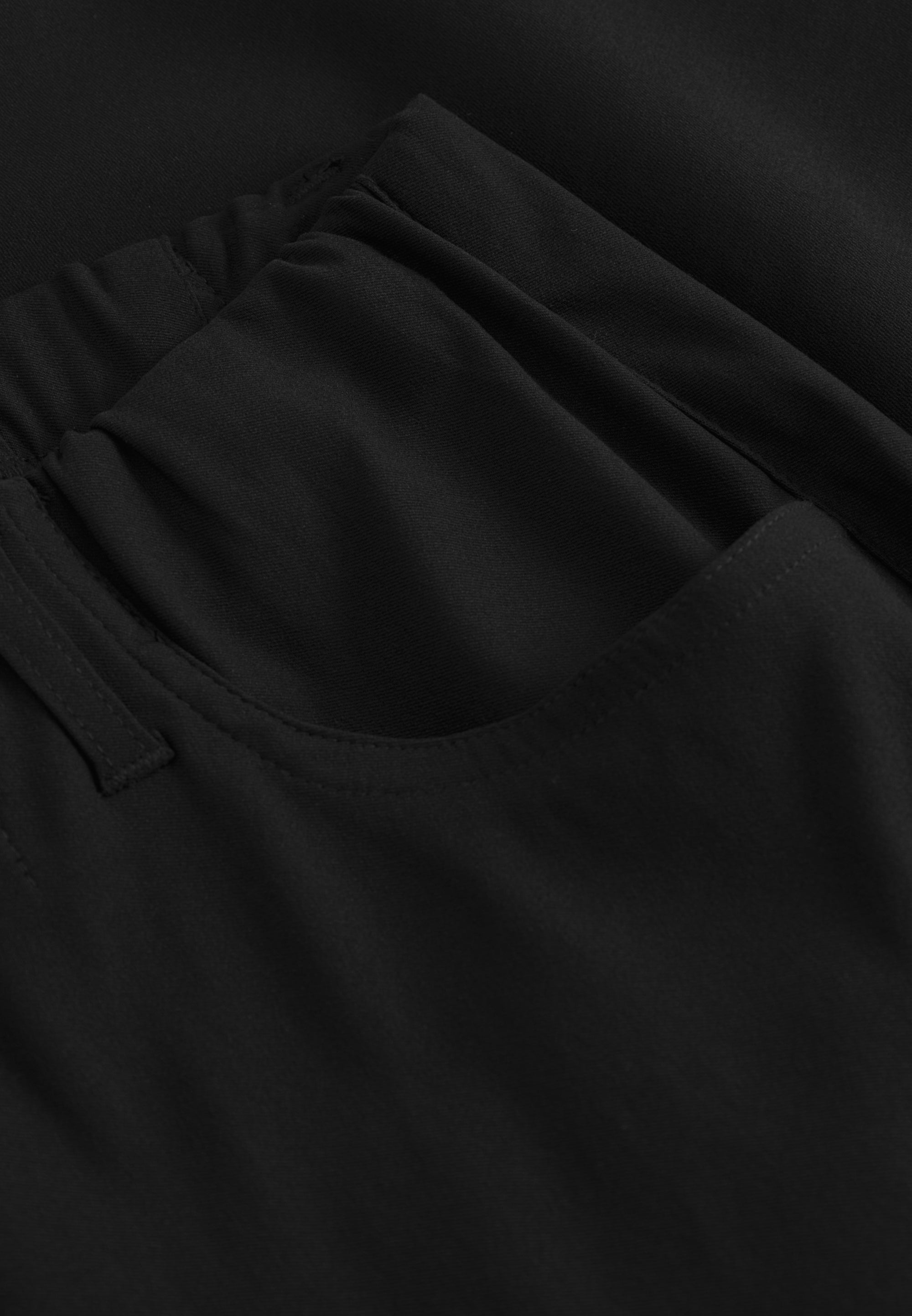 LAURIE  Donna Loose - Short Length Loose 99000 Black