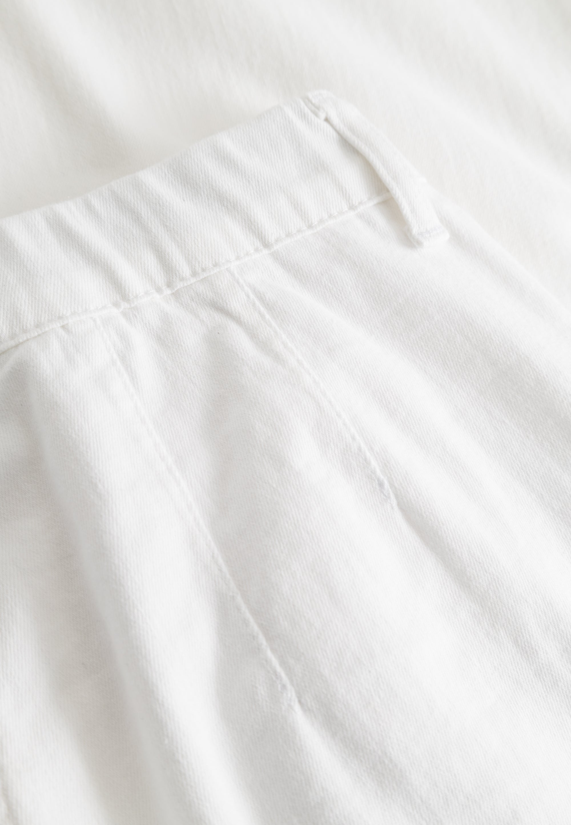 LAURIE Donna Loose Cropped Loose 10000 White