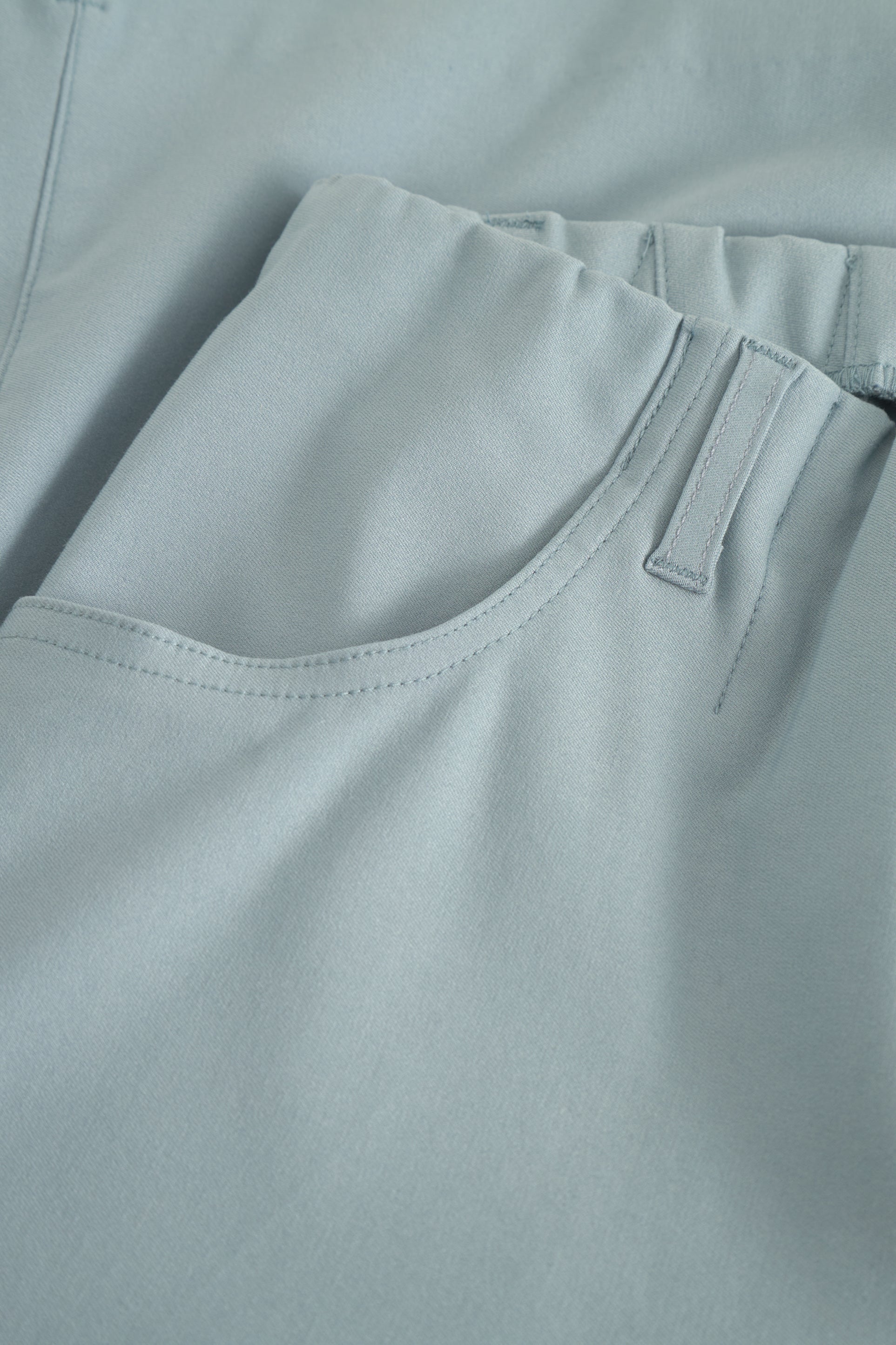 LAURIE Donna Loose Shorts Loose 43300 Dove