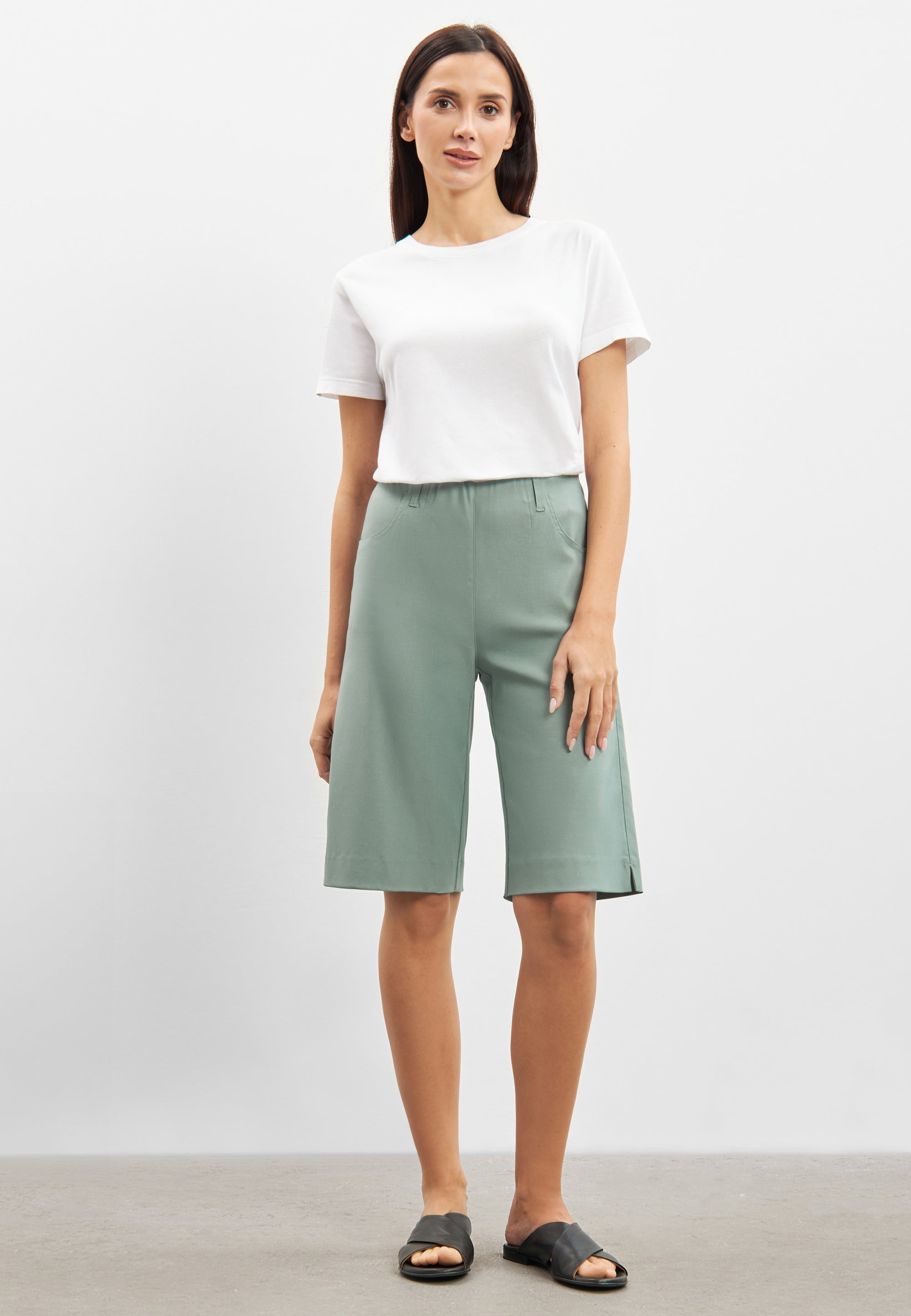LAURIE Donna Loose Shorts Loose 51300 Sage