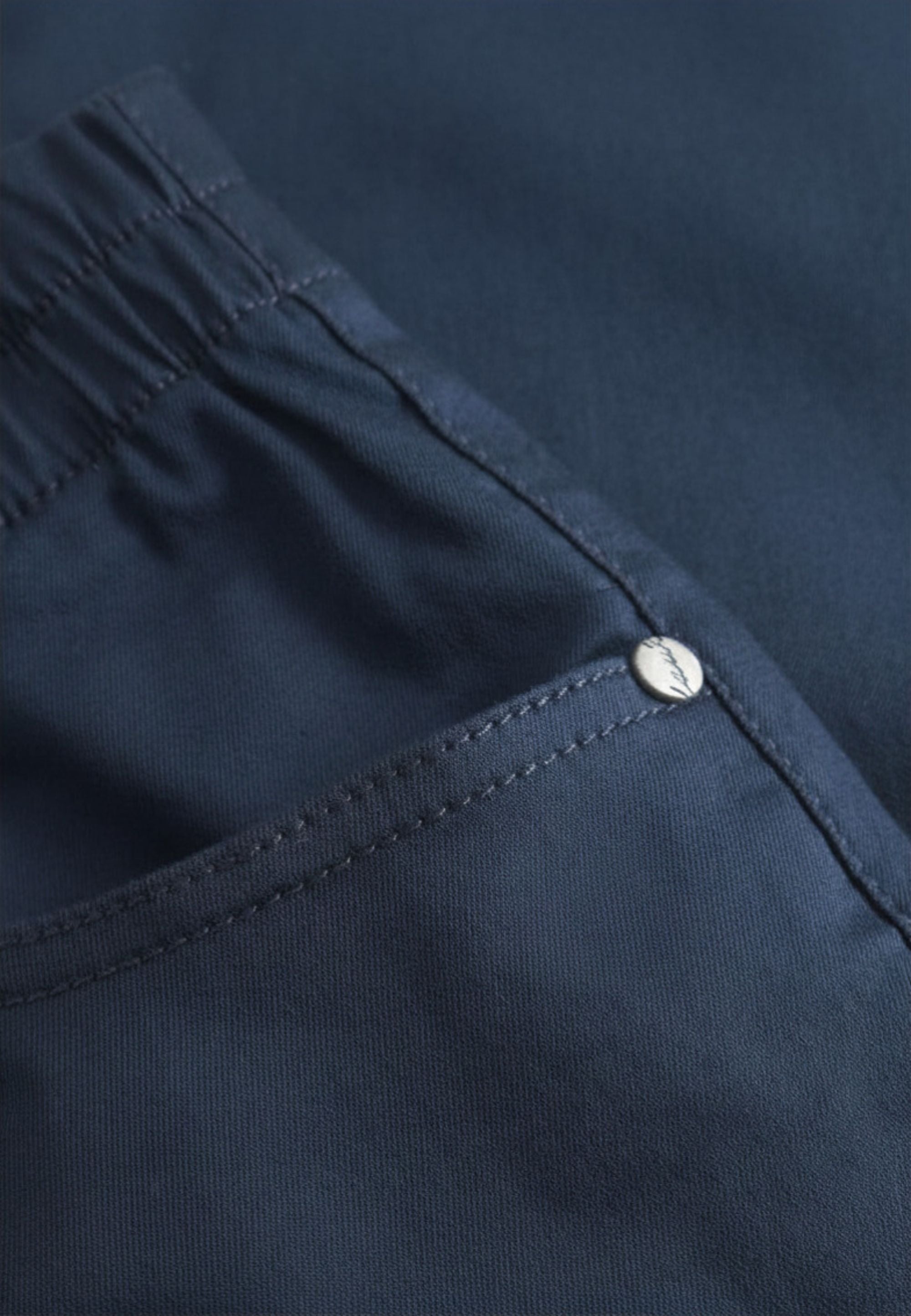 LAURIE Ellie Relaxed - Short Length Relaxed 49000 Navy