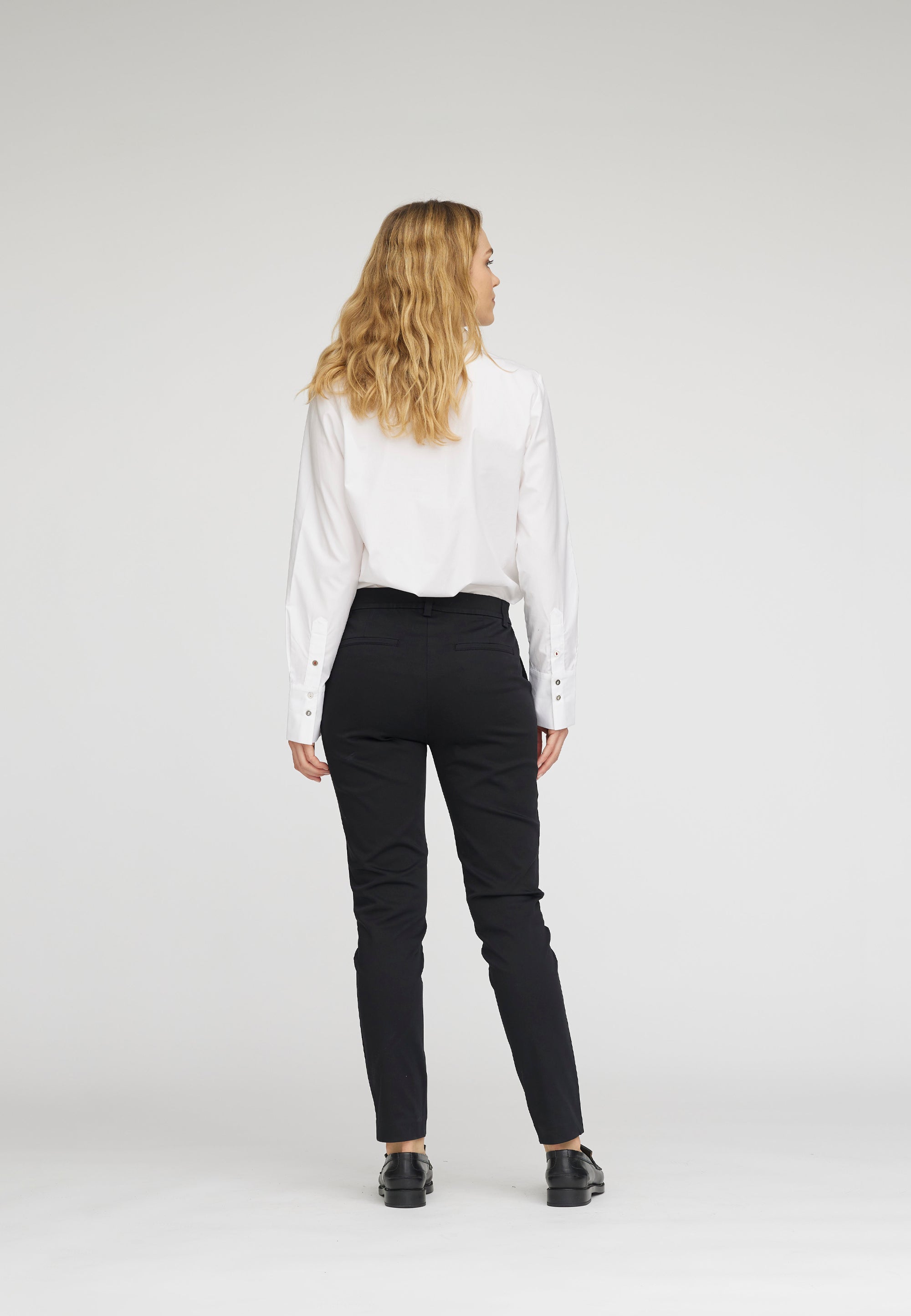 LAURIE  Fanny Slim - Short Length Slim 99105 Black