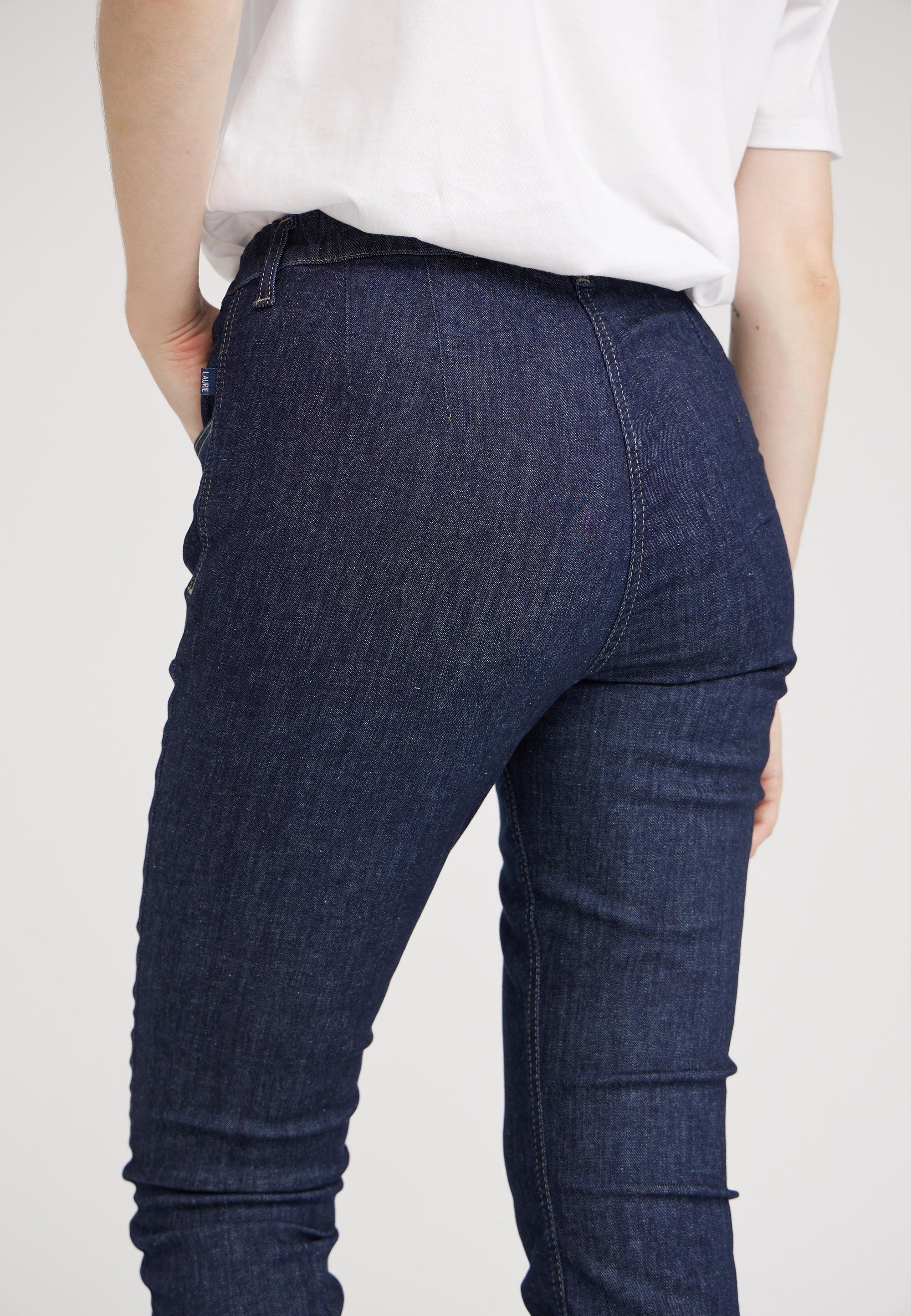 LAURIE Grace Slim - Medium Length Slim 49501 Dark Blue Denim