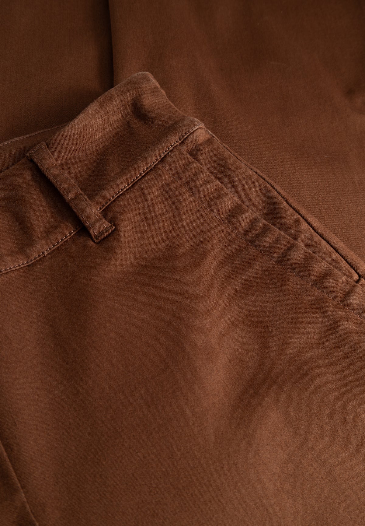 LAURIE Gwen Straight - Medium Length Straight 87900 Downtown Brown