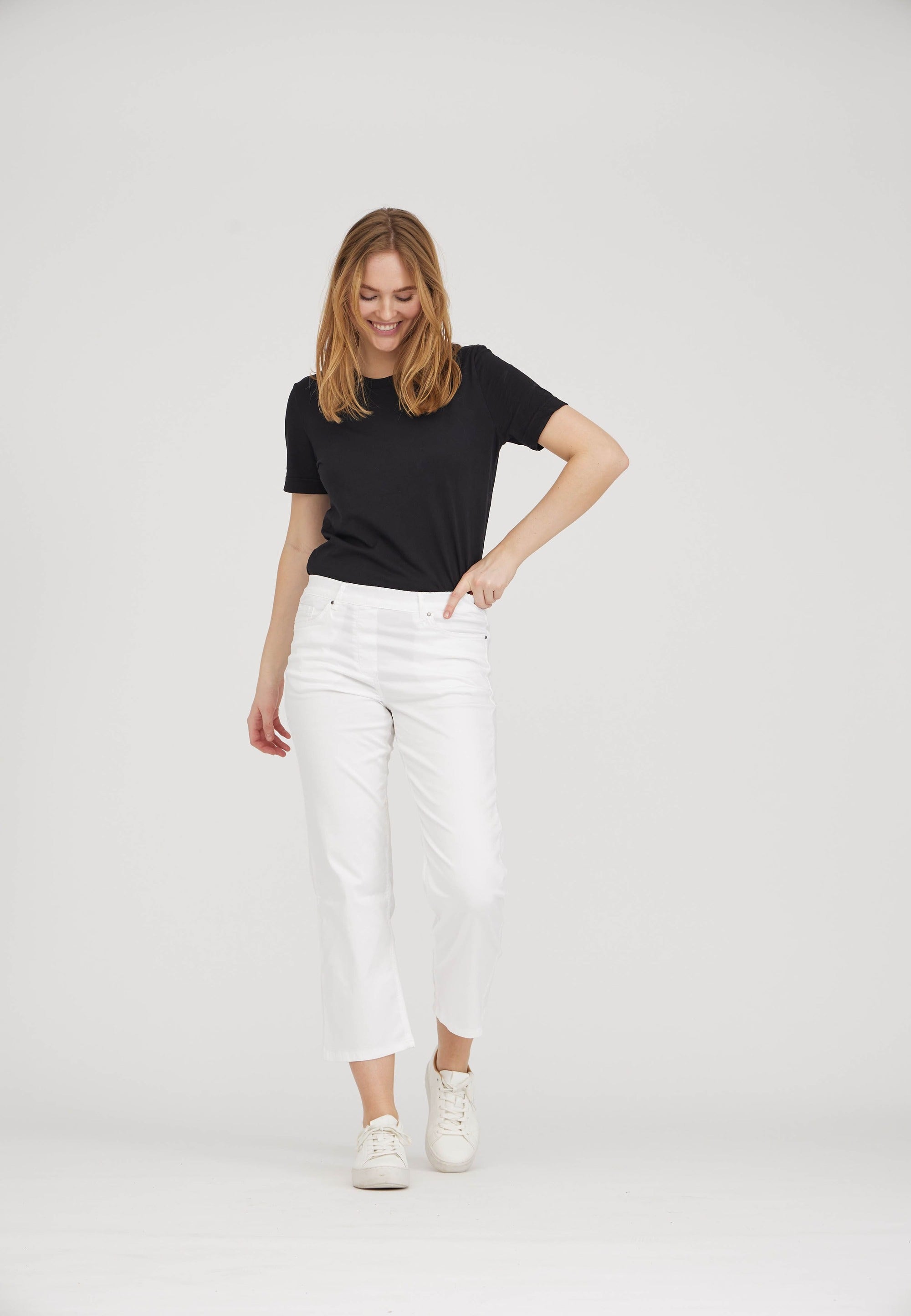 LAURIE Helen Straight Crop Straight