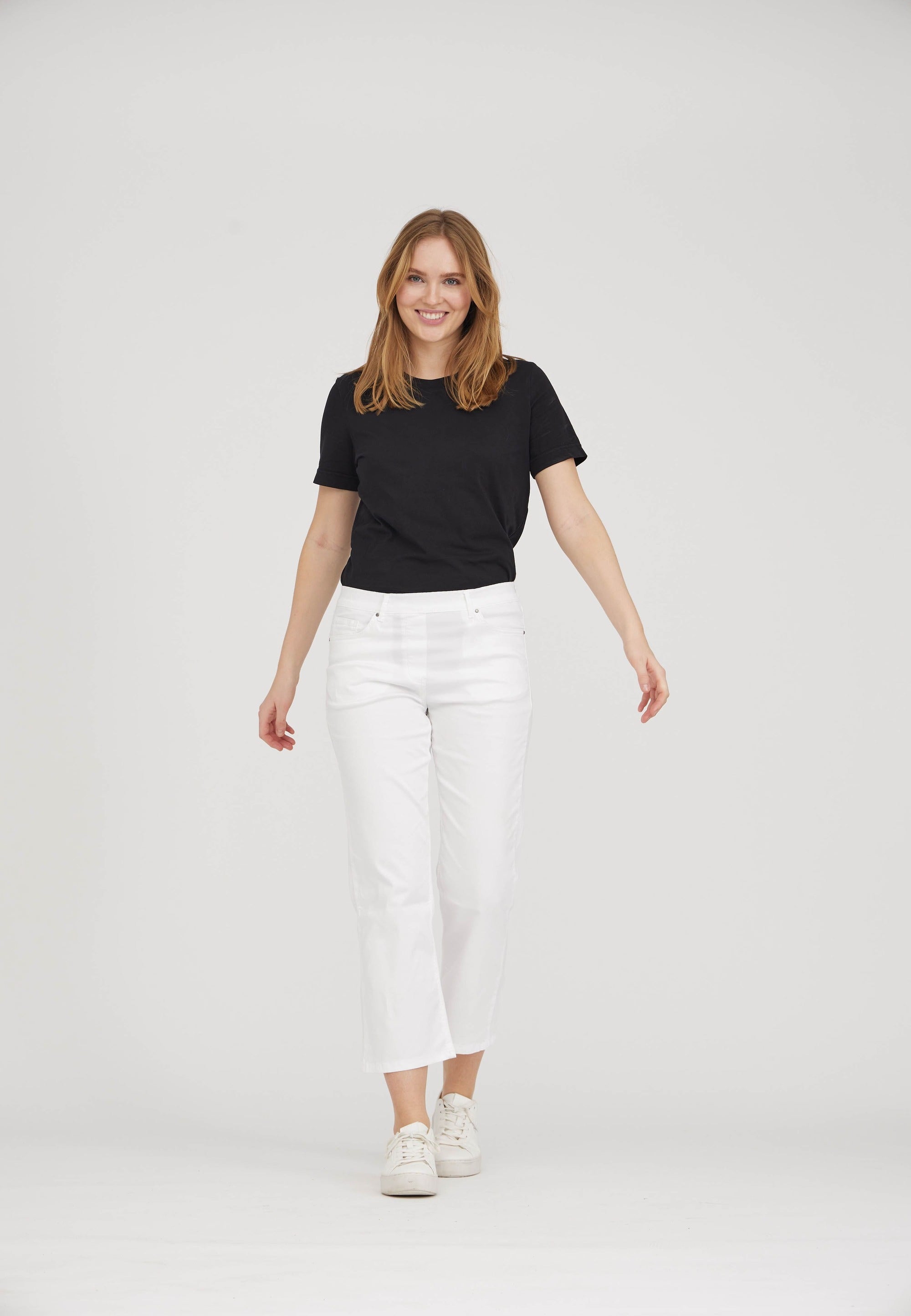 LAURIE Helen Straight Crop Straight