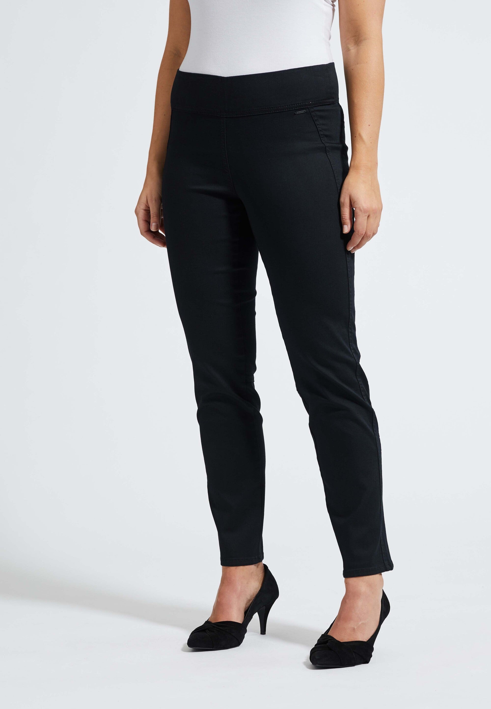 LAURIE  Jade Regular - Short Length Regular 99100 Black