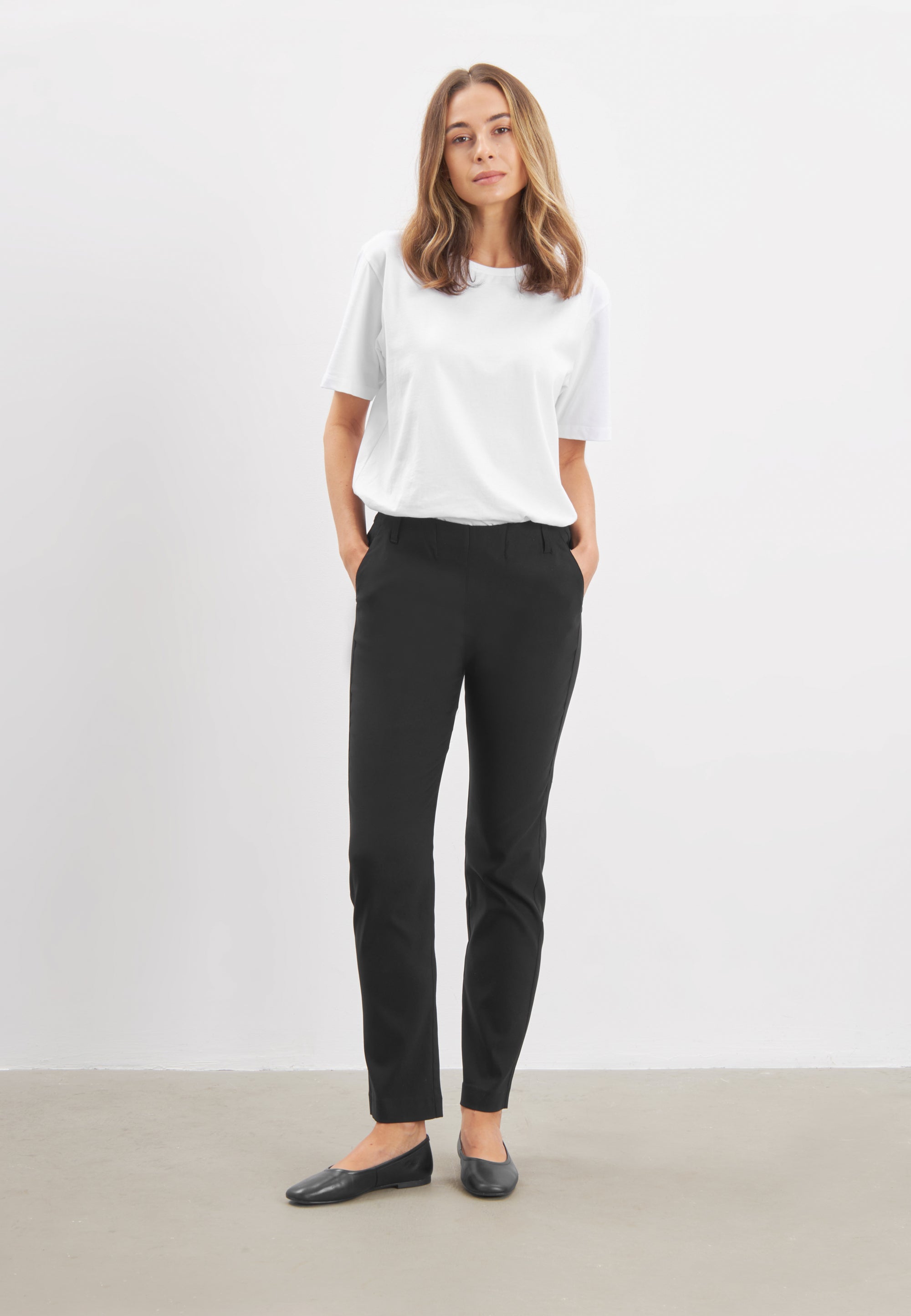 LAURIE  Taylor Regular - Short Length Regular 99000 Black