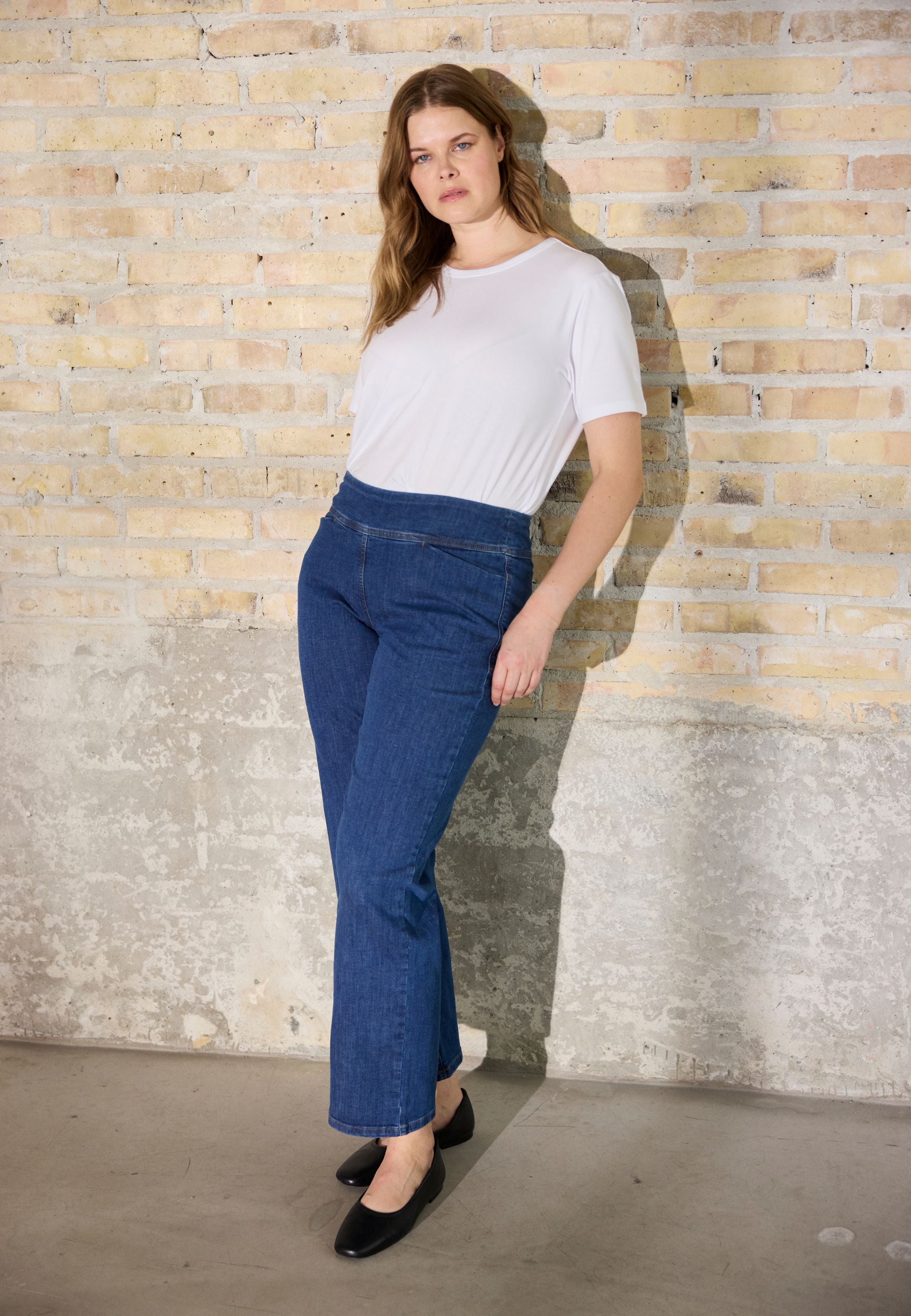 LAURIE Thea Straight - Short Length Straight 49401 Blue Denim