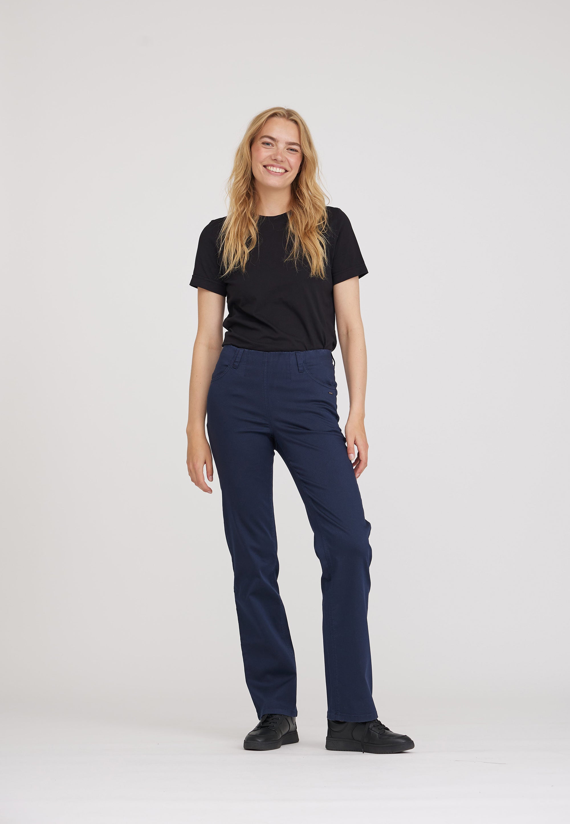 LAURIE  Tracy Straight - Medium Length Straight 49000 Navy