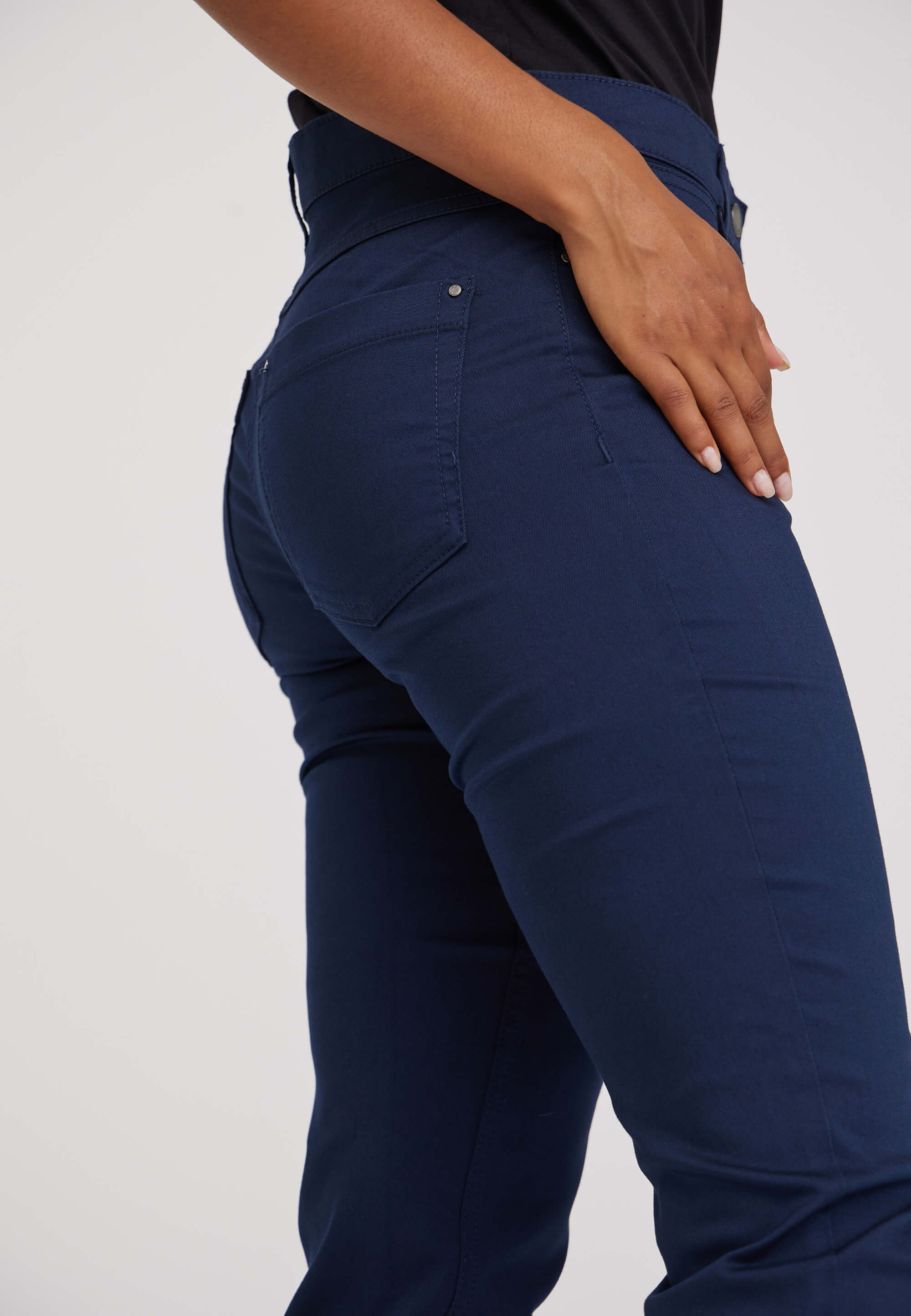 LAURIE Charlotte Regular - Short Length Trousers REGULAR 49000 Navy